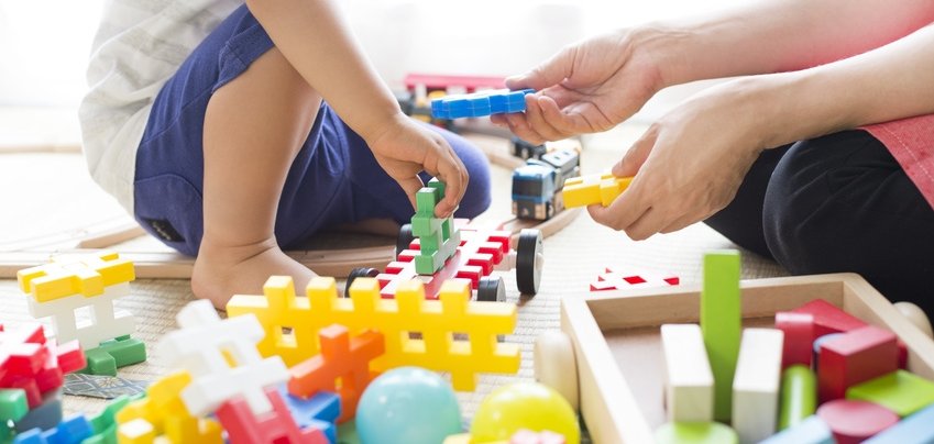 子育て　保育　イメージ