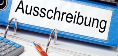 Ausschreibung / Aktenordner mit dem Wort Ausschreibung Ausschreibung / Aktenordner mit dem Wort Ausschreibung