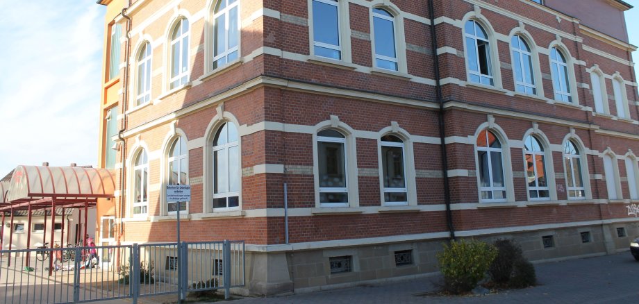 Grundschule Nord zwei Schulgebäude Grundschule Nord zwei Schulgebäude