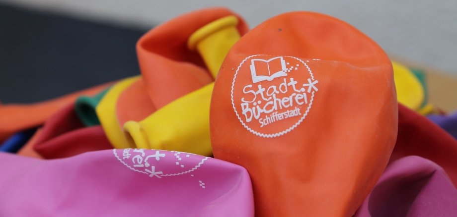 Luftballons Stadtbücherei