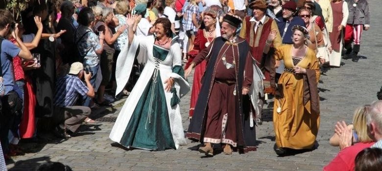 Mittelalterliche Markttage Aichach.jpg