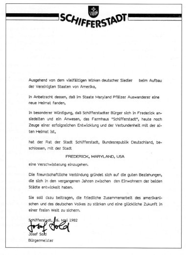 Urkunde zur Verschwisterung der Stadt Schifferstadt mit der Stadt Frederick.jpg