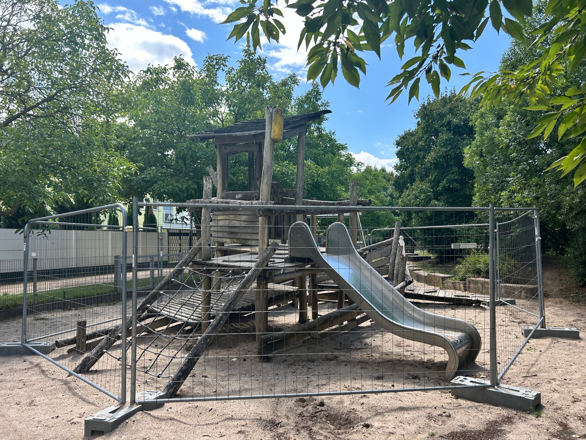 Bild vom Spielgerät Piratenschiff