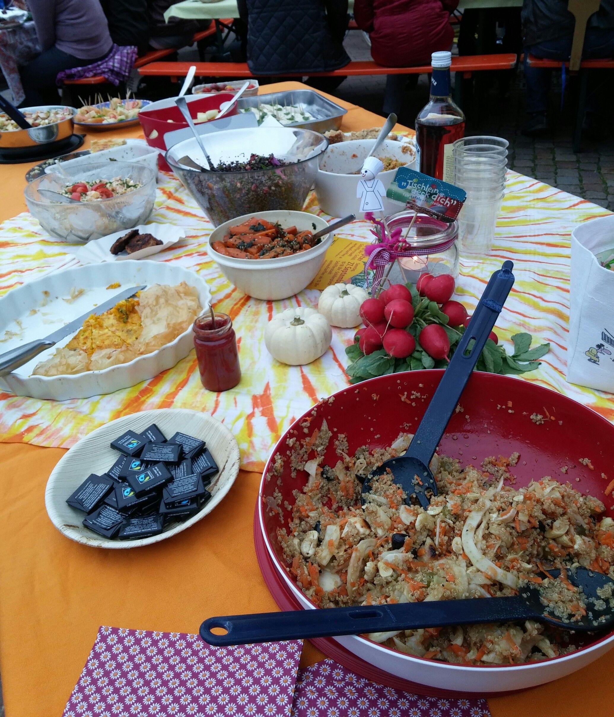 Tisch beim Tischlein deck dich