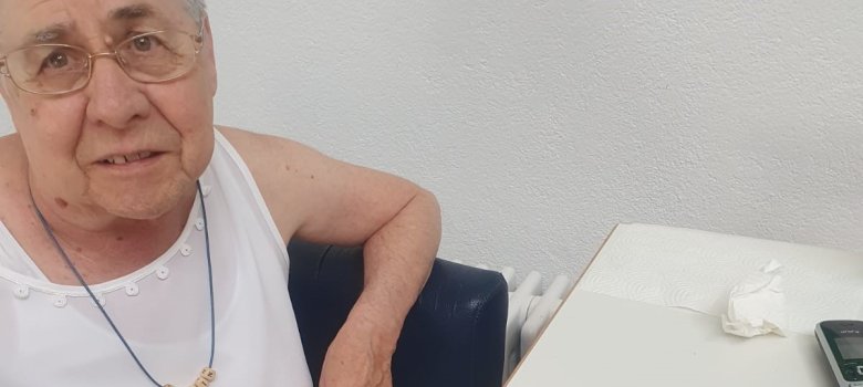 Basteln im Wohnheim Lebenshilfe für Rathausweihnachtsbaum Basteln im Wohnheim Lebenshilfe für Rathausweihnachtsbaum