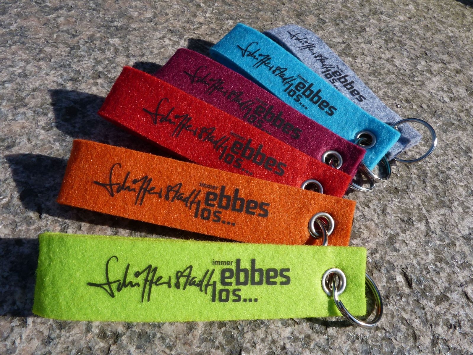 Filzschlüsselanhänger immer ebbes los.jpg
